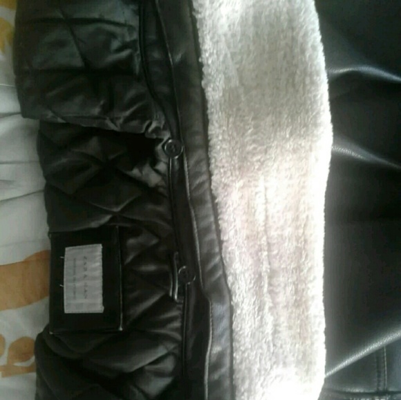 Leather Flight Jacket - Picture 6 of 7